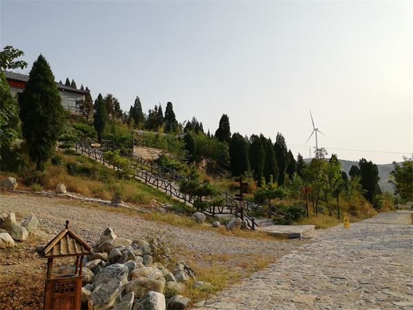 鄉(xiāng)村振興喚醒古石頭村:泰安圣井峪旅游度假村(圖3)